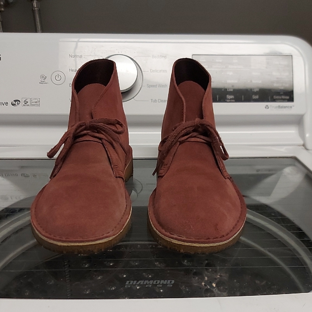 Clarks Men's Chukka Boots in Brown
